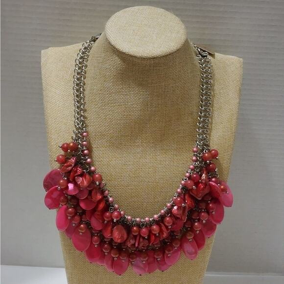 TRESKA pink Fringe Bearded bibb necklace new!!! - Picture 2 of 4